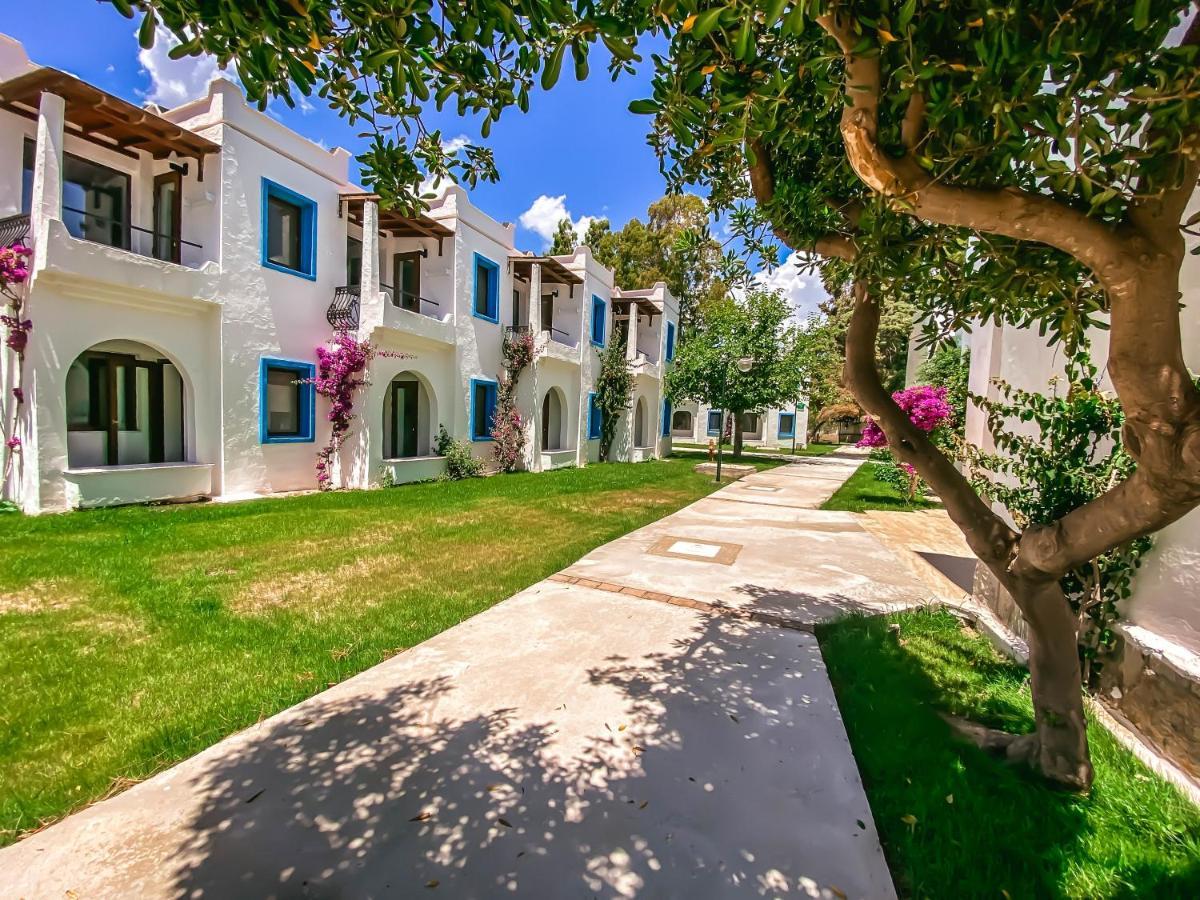 Club Muskebi Hotel Bodrum Екстериор снимка