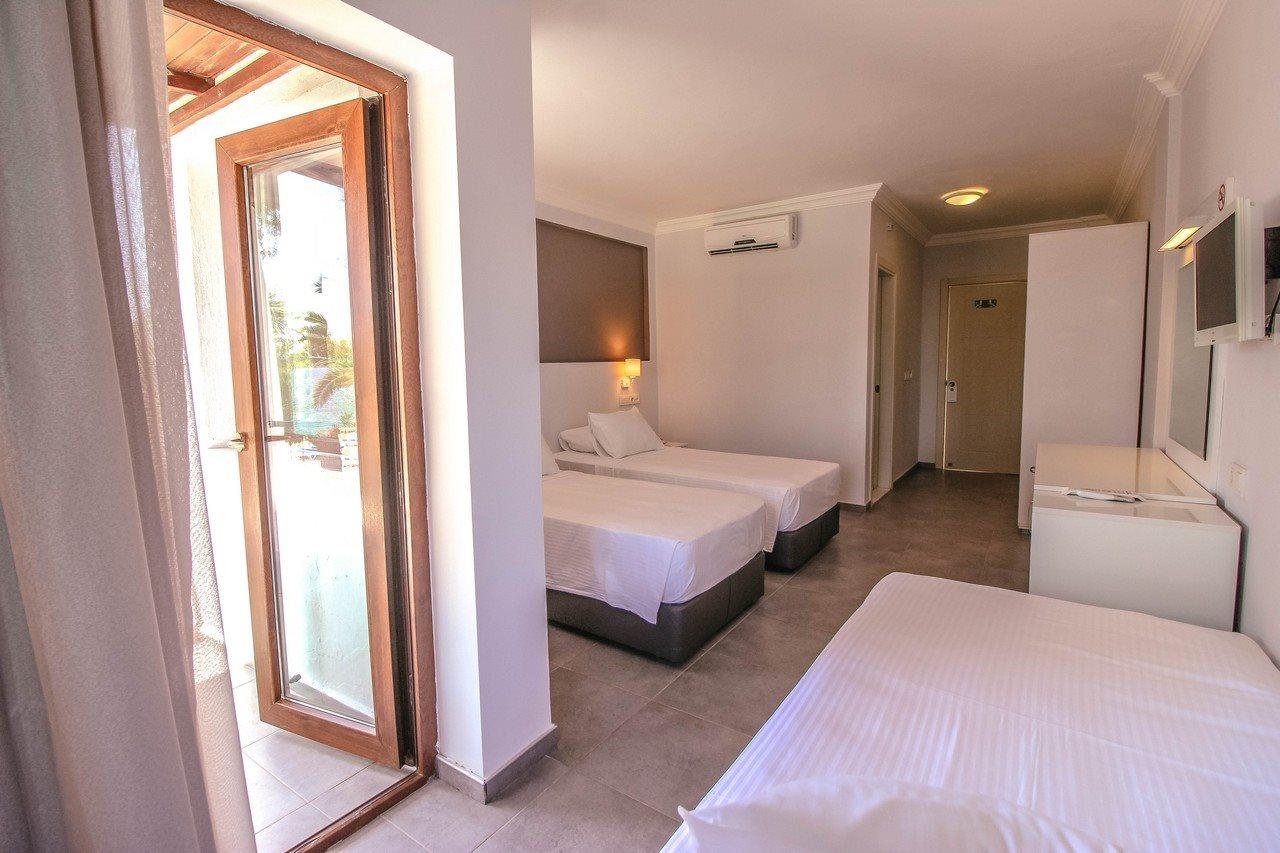 Club Muskebi Hotel Bodrum Екстериор снимка