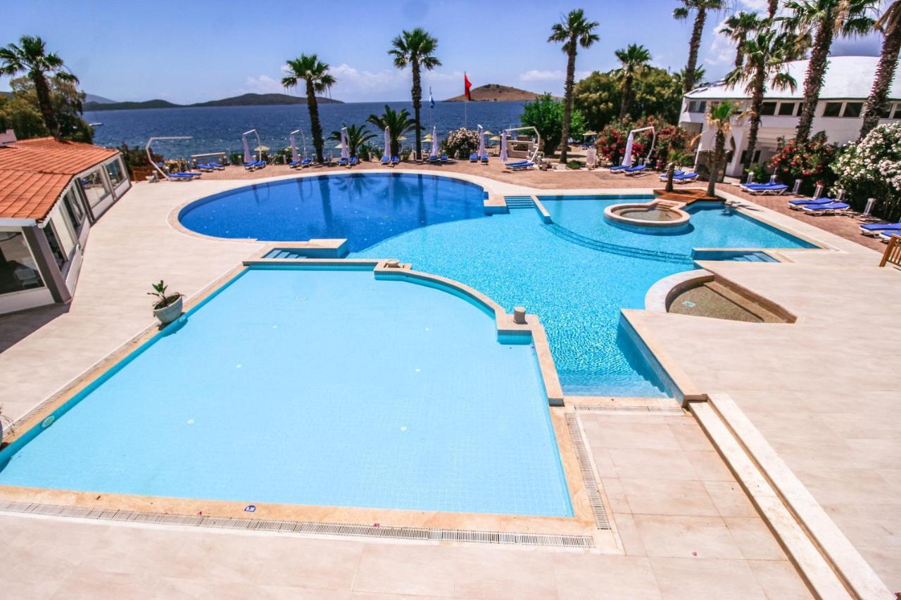 Club Muskebi Hotel Bodrum Екстериор снимка