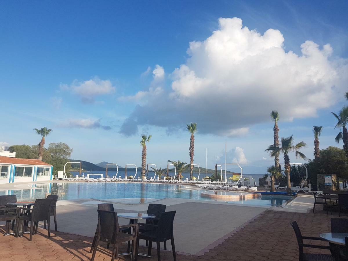 Club Muskebi Hotel Bodrum Екстериор снимка